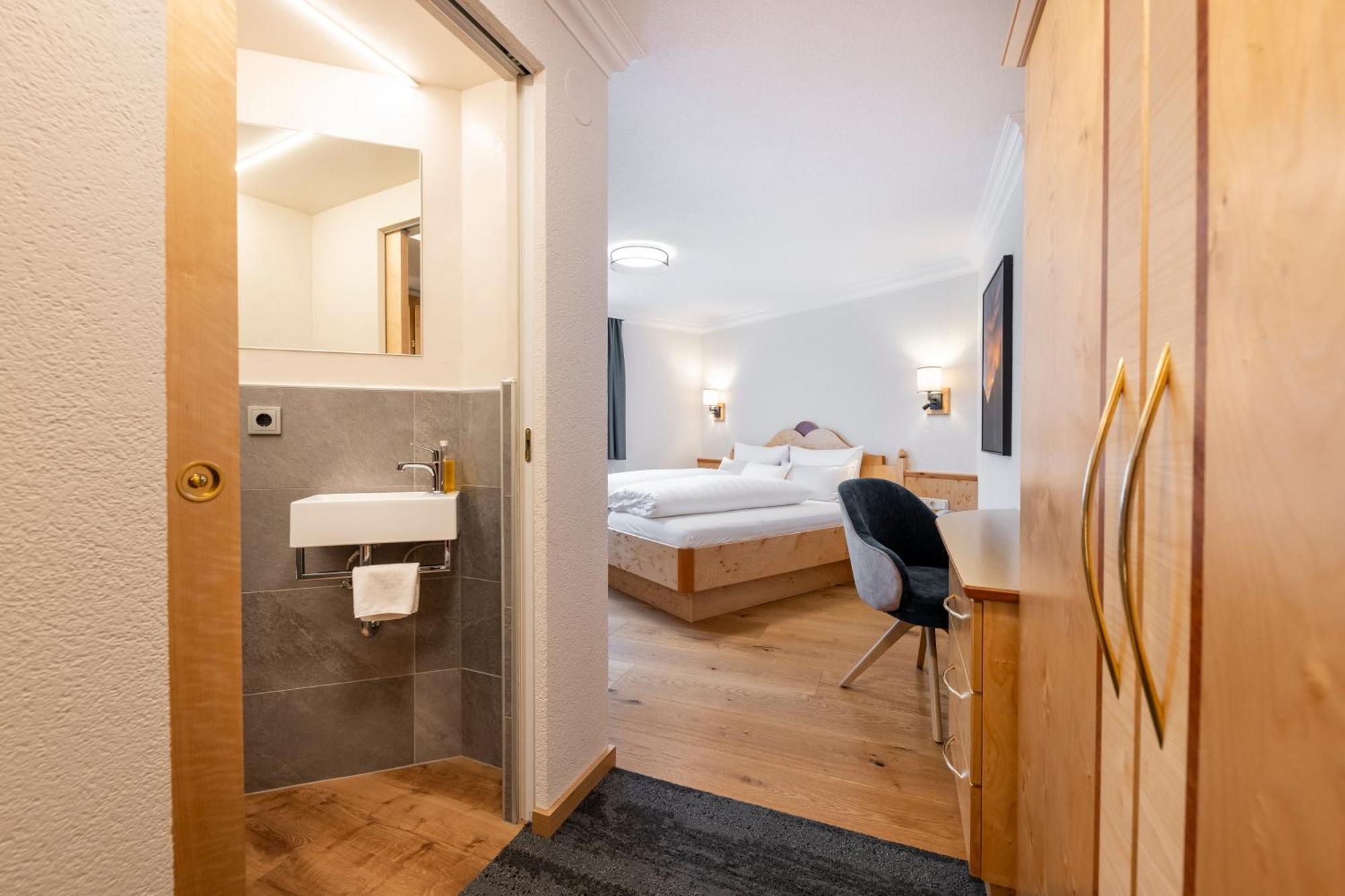 Jägerhof 4*